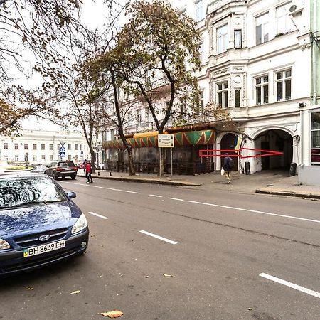 Центр Однокомнатная Просторная Квартира Улица Екатериниская Oděsa Exteriér fotografie